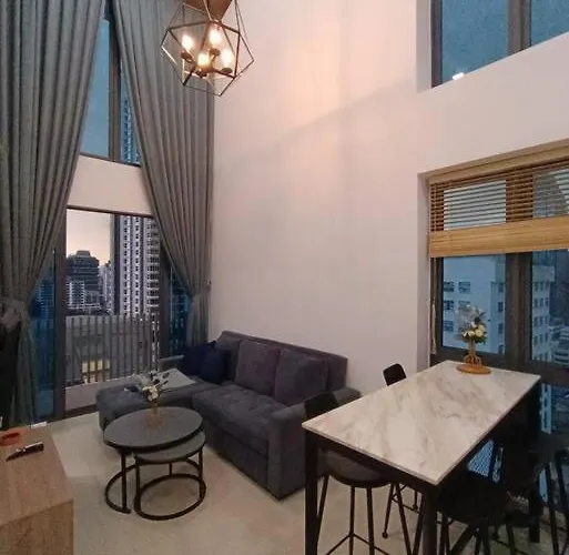 Col 11A Deluxe 1 Bedroom Duplex Infinity Pool