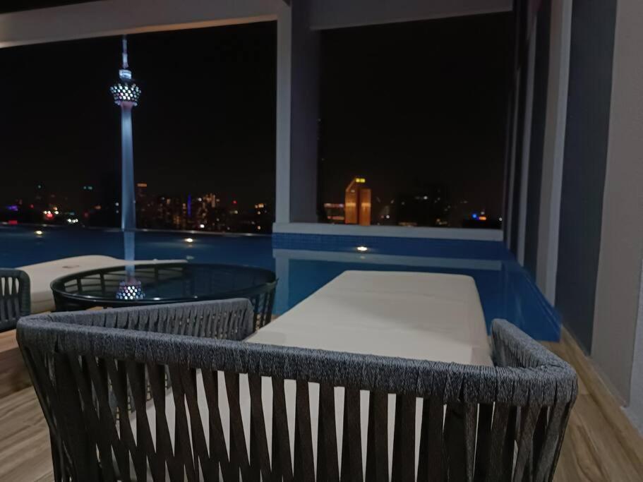 Col 11a Deluxe 1 Bedroom Duplex Infinity Pool