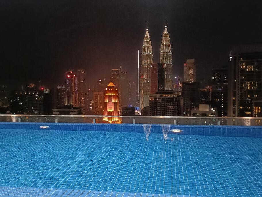 Col 11a Deluxe 1 Bedroom Duplex Infinity Pool *